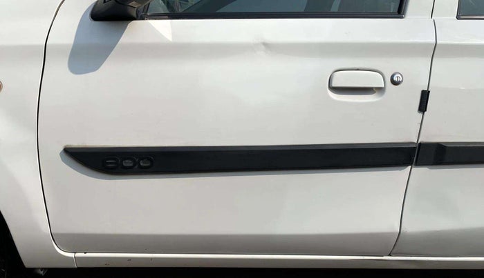 2016 Maruti Alto 800 LXI, Petrol, Manual, 65,752 km, Front passenger door - Slightly dented