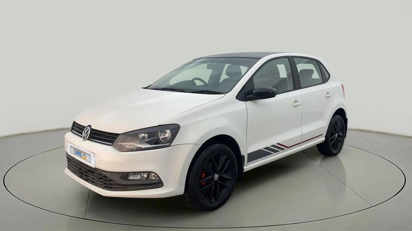 2017 Volkswagen Polo COMFORTLINE 1.2L, Petrol, Manual, 81,384 km, Left Front Diagonal