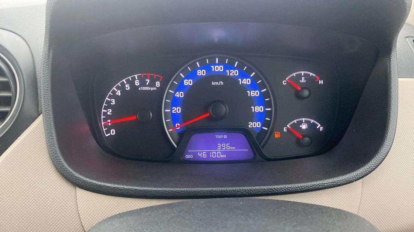 2015 Hyundai Xcent S 1.2, Petrol, Manual, 46,224 km, Odometer Image