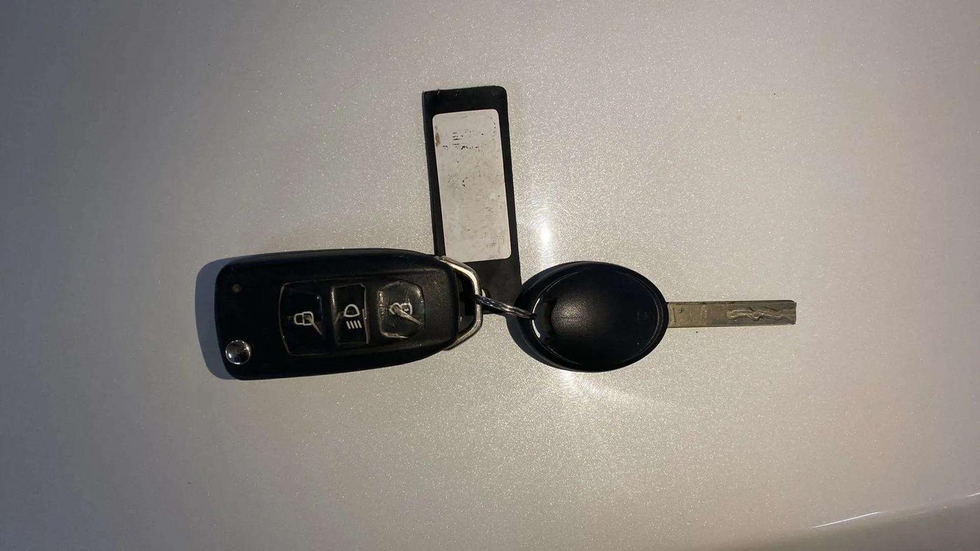 2021 Tata Tiago XT PETROL, Petrol, Manual, 21,638 km, Key Close Up