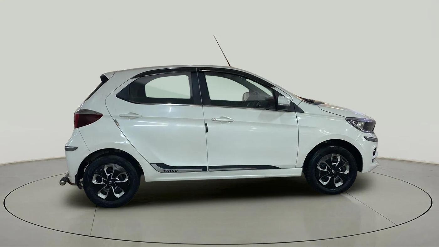 2021 Tata Tiago XT PETROL, Petrol, Manual, 21,638 km, Right Side View