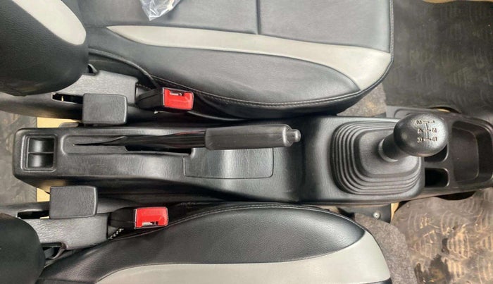 2021 Maruti Eeco 5 STR WITH A/C+HTR, Petrol, Manual, 32,042 km, Gear Lever