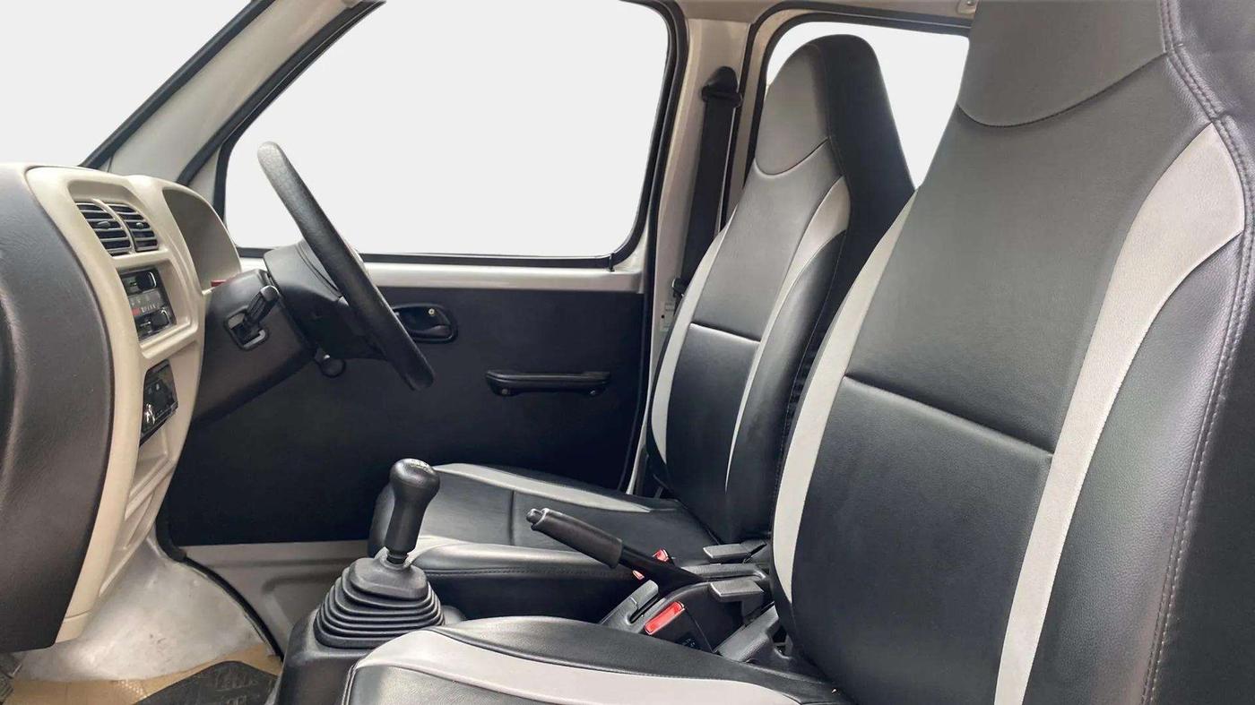 2021 Maruti Eeco 5 STR WITH A/C+HTR, Petrol, Manual, 32,042 km, Right Side Front Door Cabin
