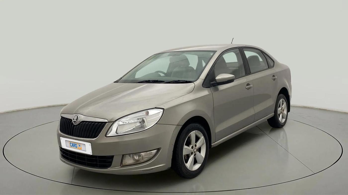 2015 Skoda Rapid AMBITION 1.6 MPI MT, Petrol, Manual, 50,713 km, Left Front Diagonal