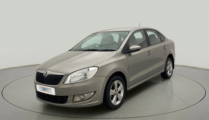 2015 Skoda Rapid AMBITION 1.6 MPI MT, Petrol, Manual, 50,036 km, Left Front Diagonal