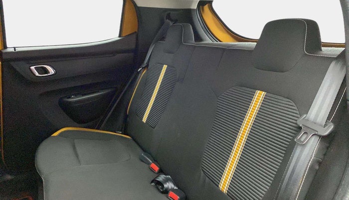 2023 Renault Kwid CLIMBER 1.0 AMT Dual Tone , Petrol, Automatic, 5,259 km, Right Side Rear Door Cabin