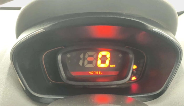 2017 Renault Kwid RXT 0.8 (O), Petrol, Manual, 40,795 km, Odometer Image