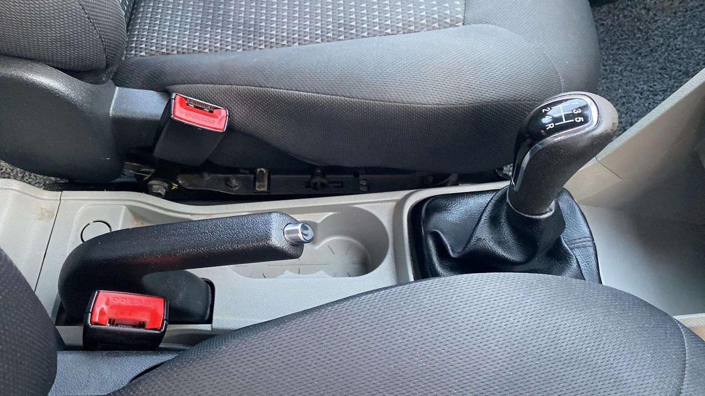2018 Tata Tiago XZ PETROL, Petrol, Manual, 25,959 km, Gear Lever