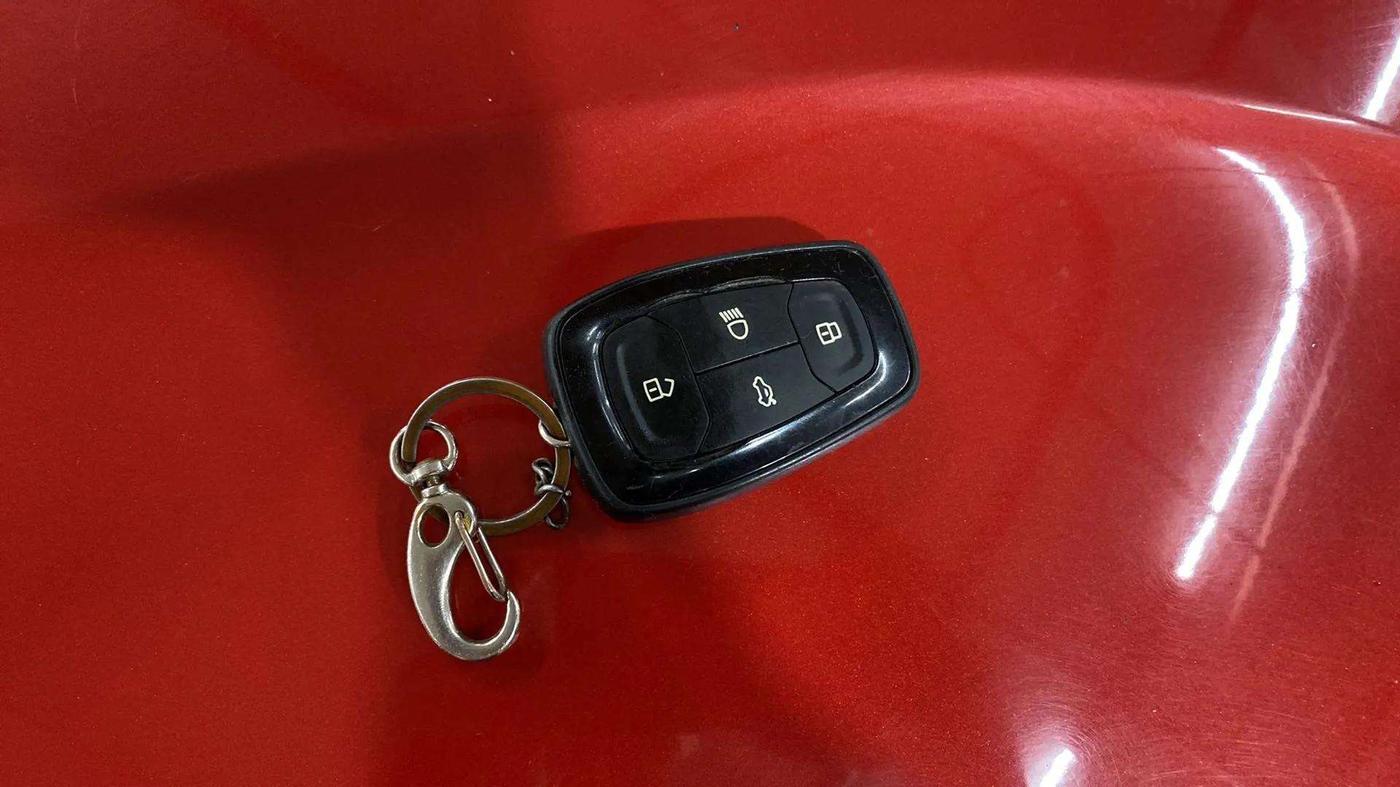 2019 Tata NEXON XZA PLUS PETROL, Petrol, Automatic, 23,724 km, Key Close Up