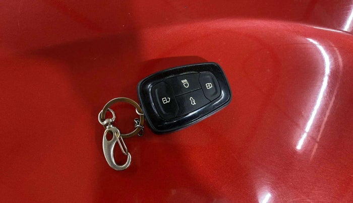 2019 Tata NEXON XZA PLUS PETROL, Petrol, Automatic, 23,724 km, Key Close Up