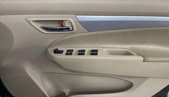 2016 Maruti Ertiga ZXI+, Petrol, Manual, 42,119 km, Driver Side Door Panels Control