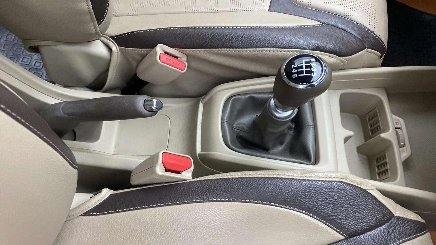 2019 Maruti Ertiga ZDI+ 1.5, Diesel, Manual, 60,244 km, Gear Lever