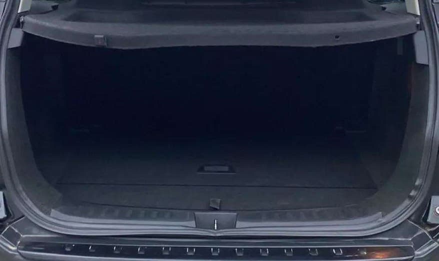 2022 Tata Harrier XT PLUS 2.0L KRYOTEC DARK EDITON, Diesel, Manual, 27,990 km, Boot Inside