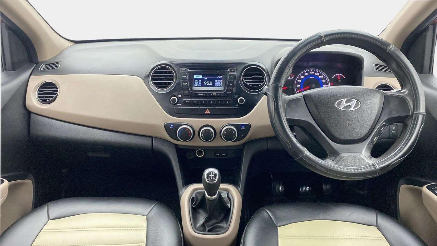 2014 Hyundai Grand i10 SPORTZ 1.2 KAPPA VTVT, Petrol, Manual, 88,223 km, Dashboard