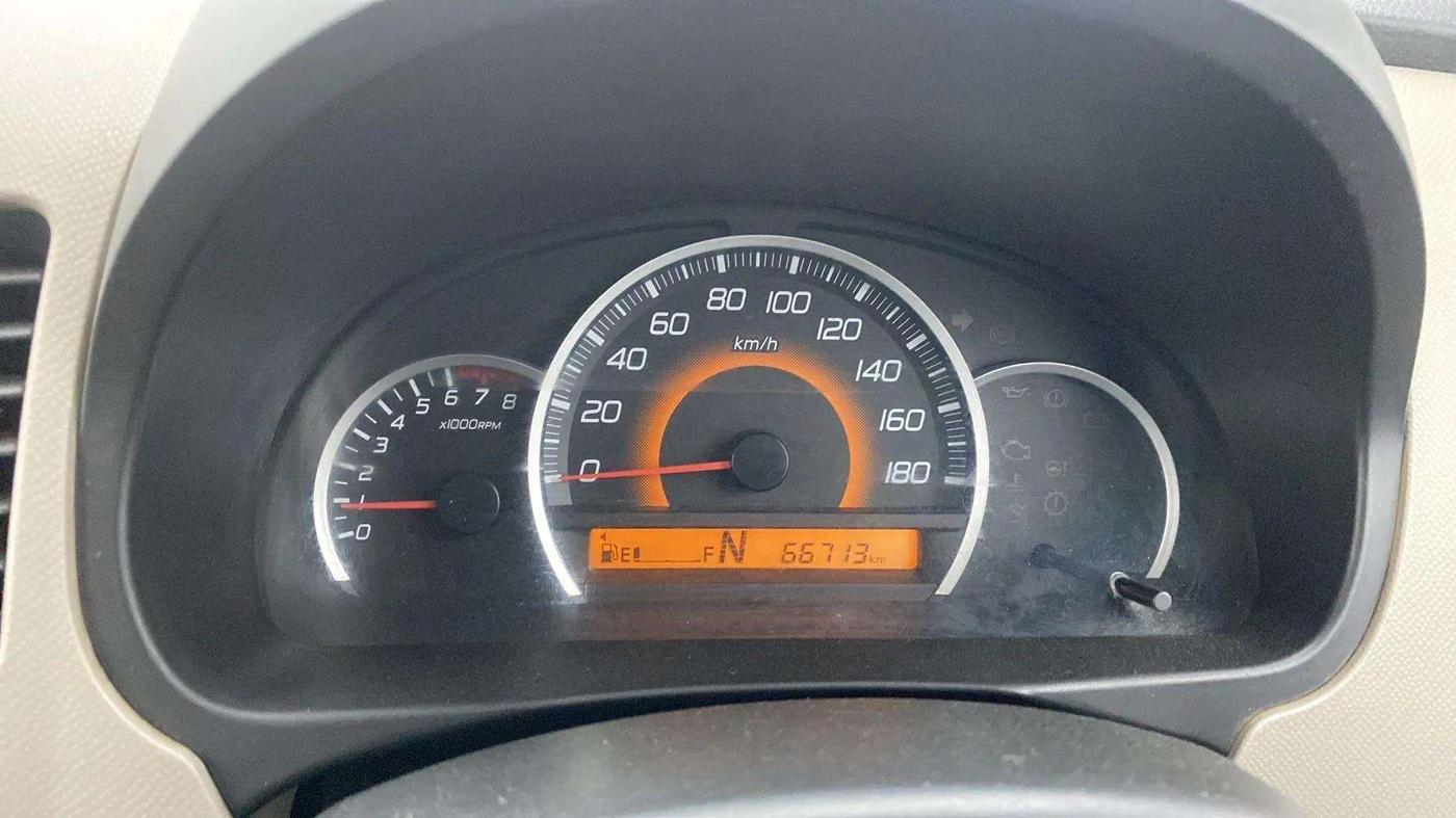 2016 Maruti Wagon R 1.0 VXI AMT, Petrol, Automatic, 66,964 km, Odometer Image