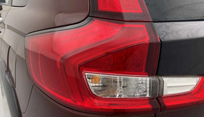 2022 Maruti XL6 ZETA AT, Petrol, Automatic, 14,034 km, Left tail light - Minor scratches