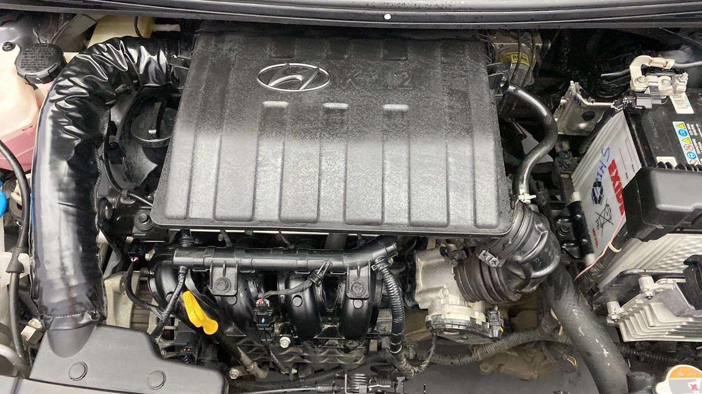 2022 Hyundai GRAND I10 NIOS MAGNA CORPORATE EDITION AMT 1.2 KAPPA VTVT, Petrol, Automatic, 5,207 km, Open Bonet