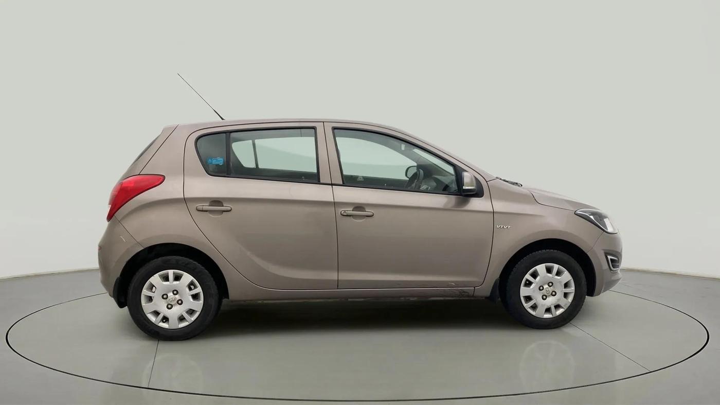 2013 Hyundai i20 MAGNA 1.2, Petrol, Manual, 60,511 km, Right Side View