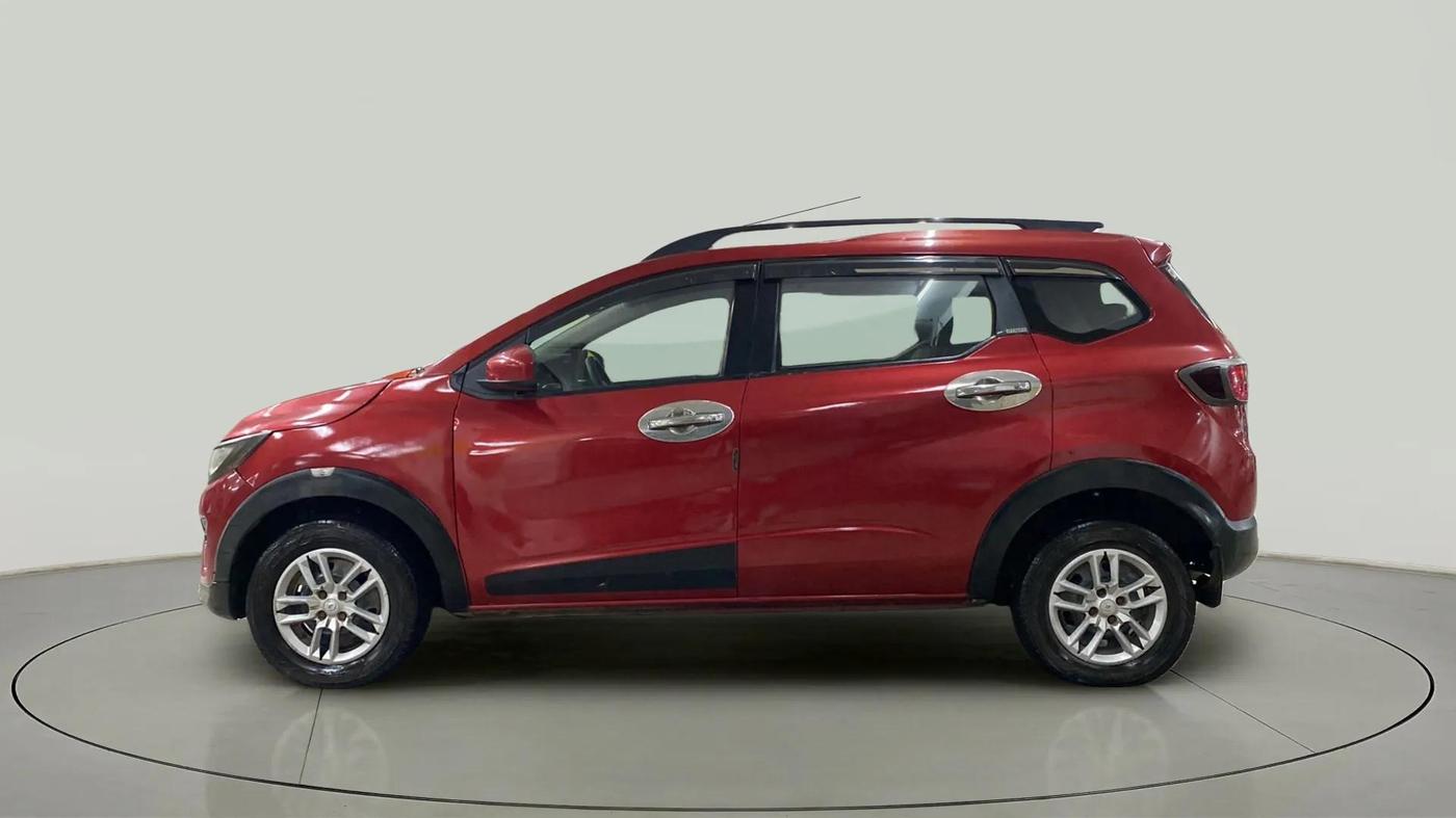 2019 Renault TRIBER RXT, Petrol, Manual, 75,236 km, Left Side
