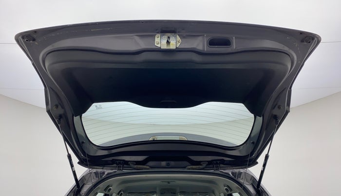 2018 Maruti Vitara Brezza ZDI, Diesel, Manual, 24,620 km, Boot Door Open