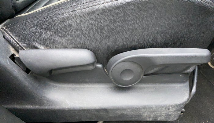 2018 Maruti Vitara Brezza ZDI, Diesel, Manual, 24,620 km, Driver Side Adjustment Panel