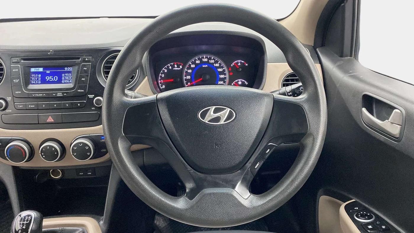 2014 Hyundai Grand i10 SPORTZ 1.1 CRDI, Diesel, Manual, 32,141 km, Steering Wheel Close Up