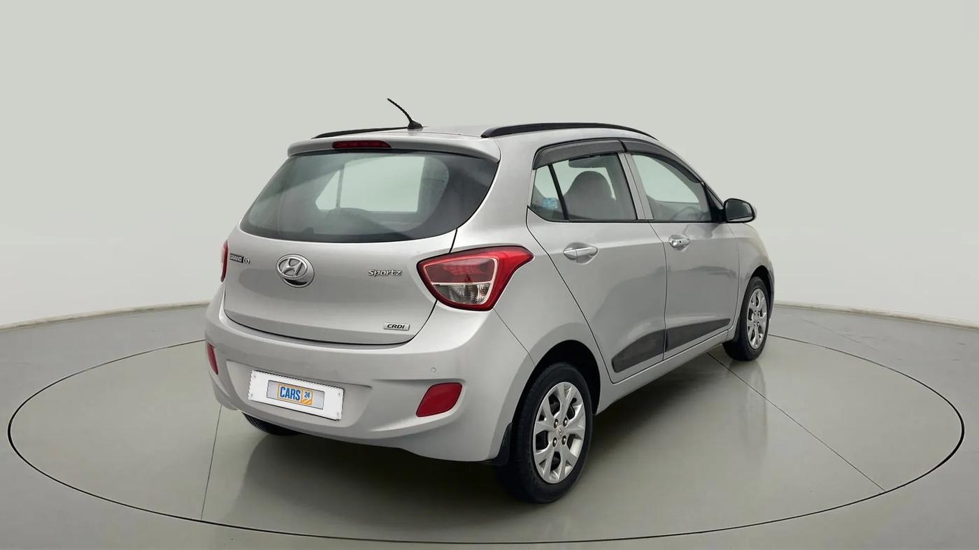 2014 Hyundai Grand i10 SPORTZ 1.1 CRDI, Diesel, Manual, 32,141 km, Right Back Diagonal