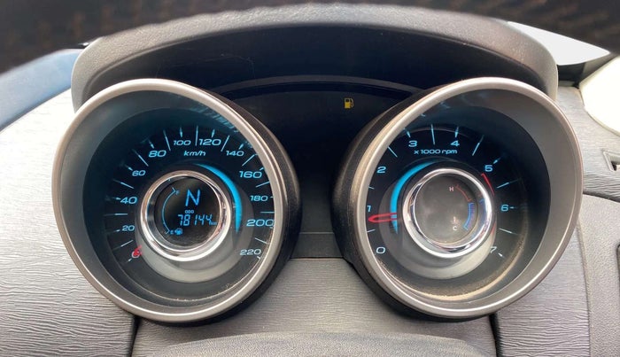 2020 Mahindra XUV500 W9, Diesel, Manual, 78,578 km, Odometer Image