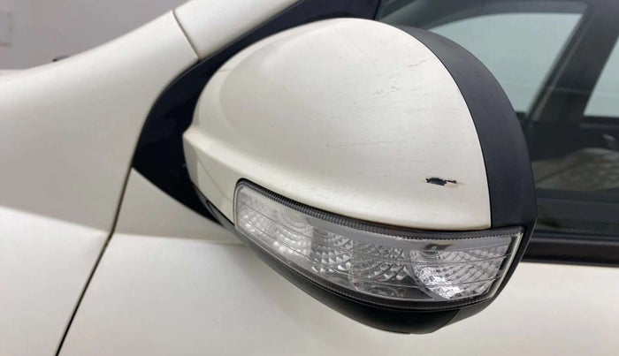 2020 Mahindra XUV500 W9, Diesel, Manual, 78,578 km, Left rear-view mirror - Minor scratches