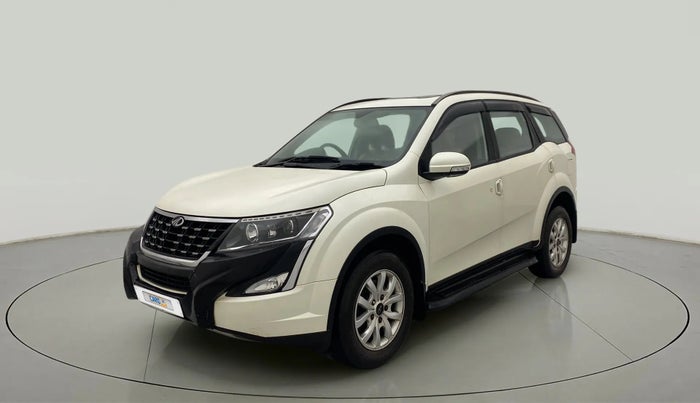 2020 Mahindra XUV500 W9, Diesel, Manual, 78,578 km, Left Front Diagonal