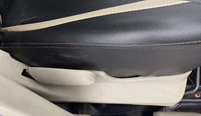 2016 Maruti Celerio VXI, Petrol, Manual, 59,614 km, Driver Side Adjustment Panel
