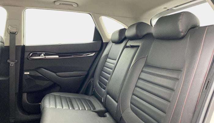 2020 KIA SELTOS GTX PLUS AT 1.5 DIESEL, Diesel, Automatic, 36,410 km, Right Side Rear Door Cabin