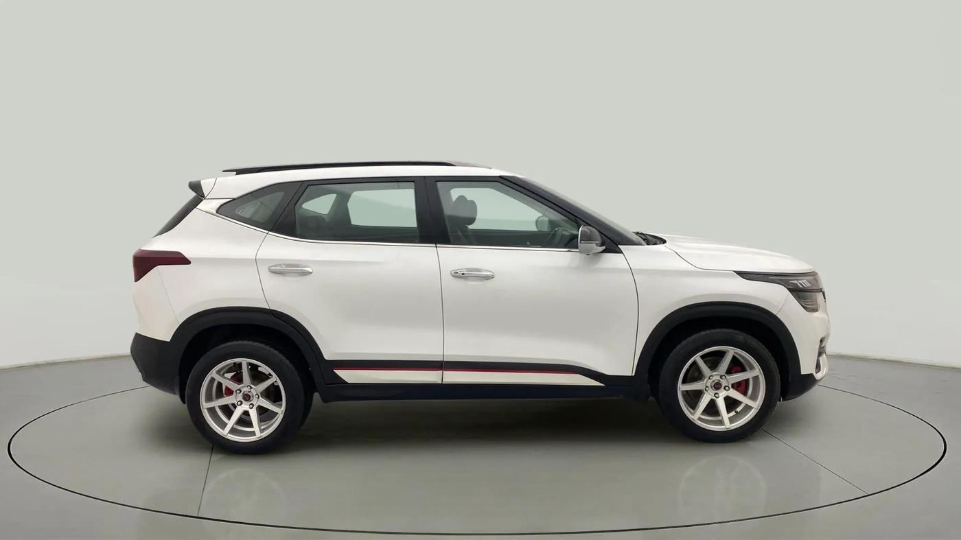2020 KIA SELTOS GTX PLUS AT 1.5 DIESEL, Diesel, Automatic, 36,410 km, Right Side View