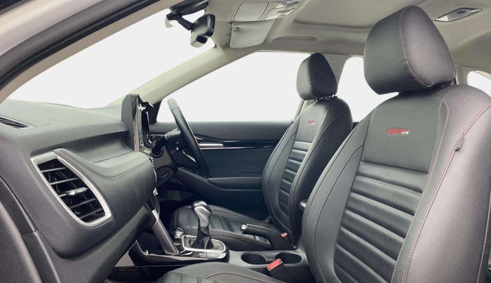 2020 KIA SELTOS GTX PLUS AT 1.5 DIESEL, Diesel, Automatic, 36,410 km, Right Side Front Door Cabin
