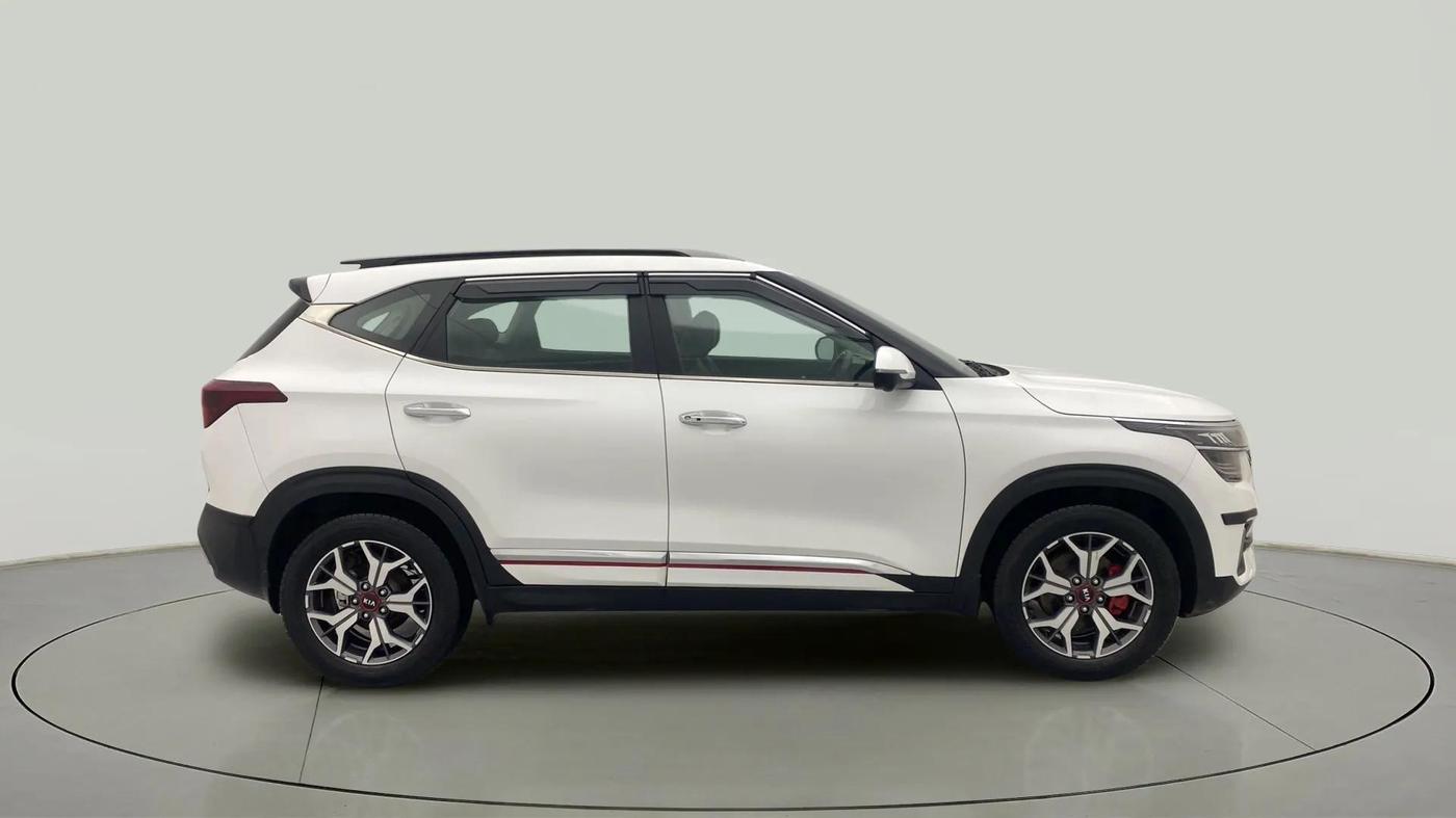 2022 KIA SELTOS GTX PLUS 1.4, Petrol, Manual, 27,106 km, Right Side View