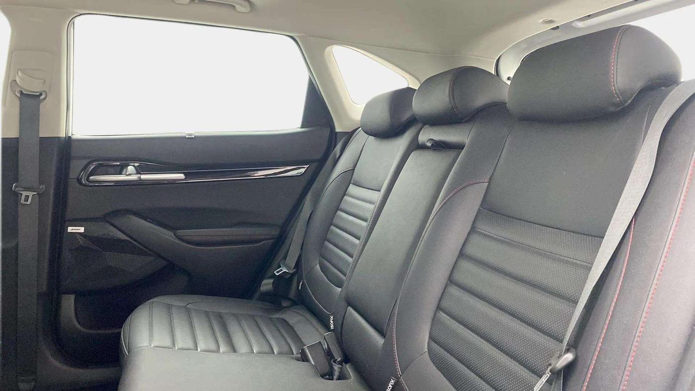 2022 KIA SELTOS GTX PLUS 1.4, Petrol, Manual, 27,106 km, Right Side Rear Door Cabin