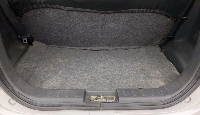 2016 Maruti Alto 800 LXI, Petrol, Manual, 20,702 km, Boot Inside