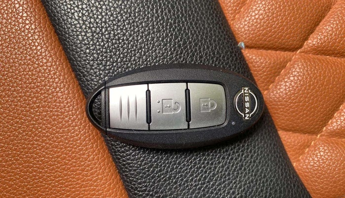 2021 Nissan MAGNITE XV MT, Petrol, Manual, 57,621 km, Key Close Up