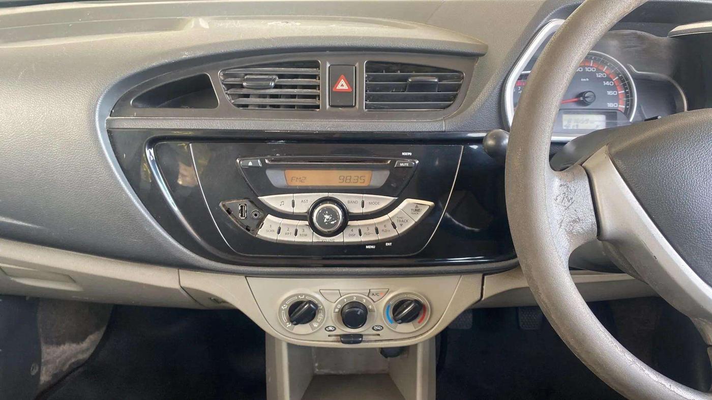 2014 Maruti Alto K10 VXI, Petrol, Manual, 87,659 km, Air Conditioner