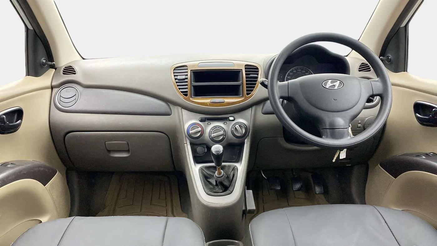 2013 Hyundai i10 ERA 1.1, Petrol, Manual, 67,338 km, Dashboard