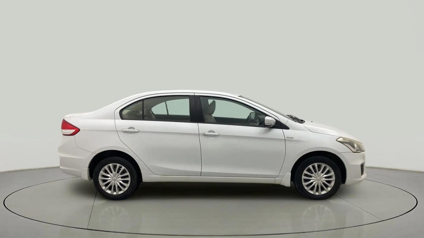 2016 Maruti Ciaz VDI+ SHVS, Diesel, Manual, 92,989 km, Right Side View