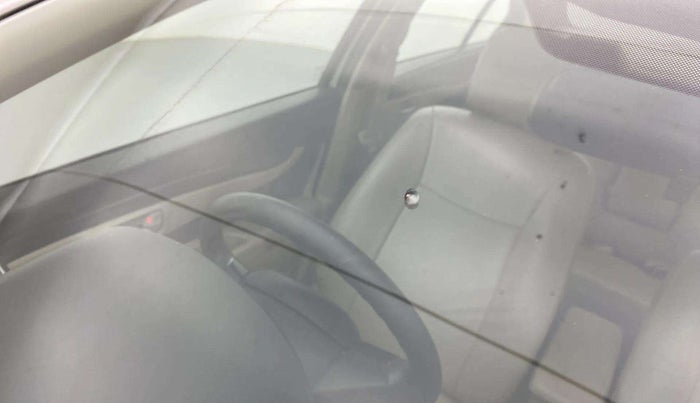2016 Maruti Ciaz VDI+ SHVS, Diesel, Manual, 92,989 km, Front windshield - Minor spot on windshield