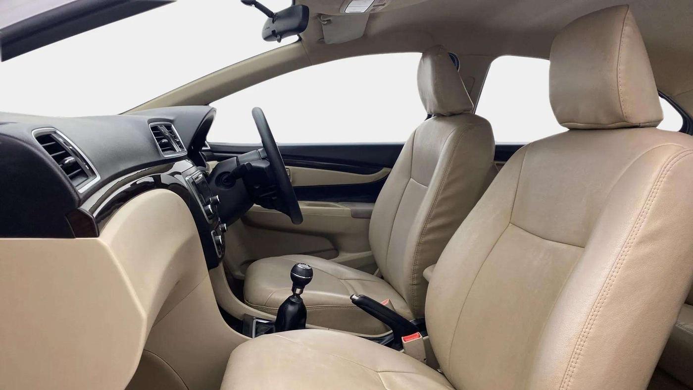 2016 Maruti Ciaz VDI+ SHVS, Diesel, Manual, 92,989 km, Right Side Front Door Cabin