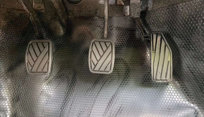 2022 Maruti Swift VXI, Petrol, Manual, 26,081 km, Pedals