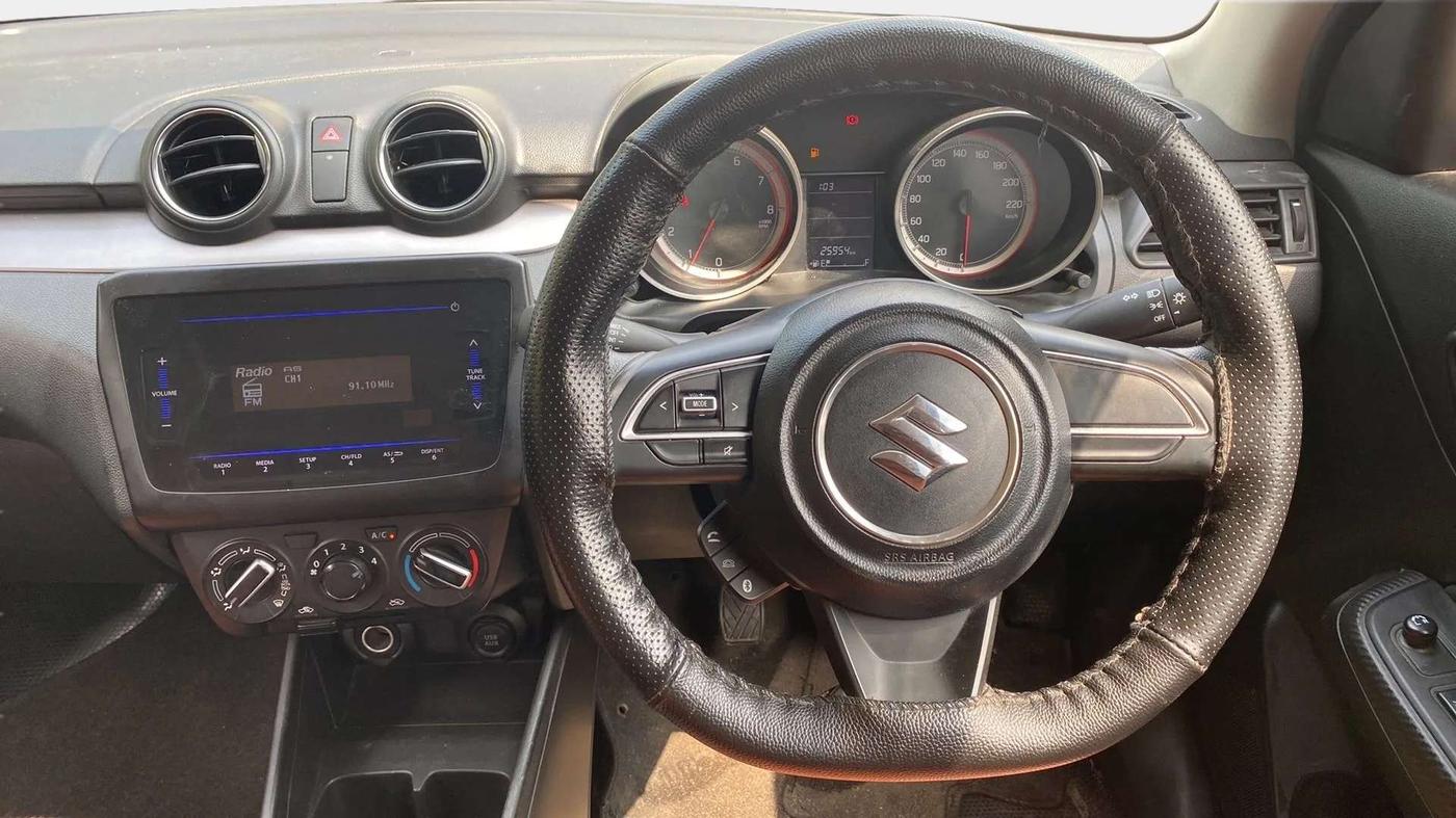2022 Maruti Swift VXI, Petrol, Manual, 26,081 km, Steering Wheel Close Up