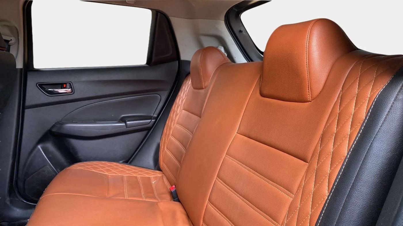 2022 Maruti Swift VXI, Petrol, Manual, 26,081 km, Right Side Rear Door Cabin