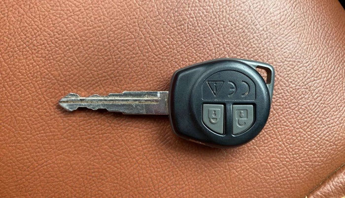 2022 Maruti Swift VXI, Petrol, Manual, 26,081 km, Key Close Up