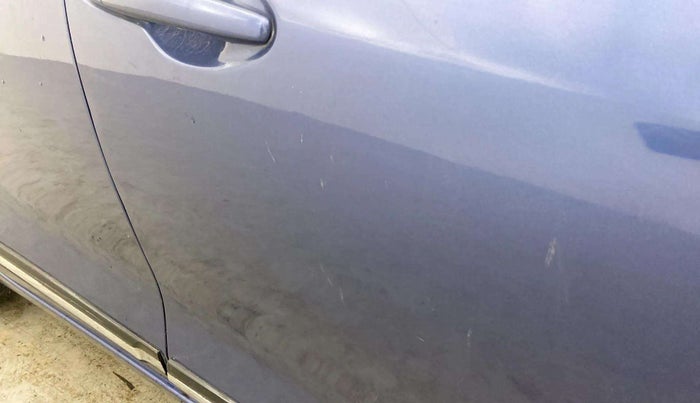 2018 Maruti Dzire VXI, Petrol, Manual, 74,904 km, Driver-side door - Minor scratches