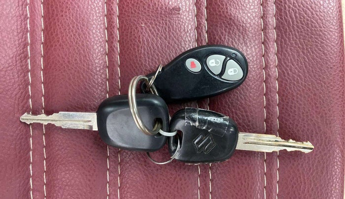 2016 Maruti Alto 800 LXI, Petrol, Manual, 39,480 km, Key Close Up