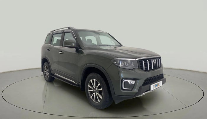 2023 Mahindra SCORPIO-N Z8 L DIESEL MT 2WD 7 STR, Diesel, Manual, 17,981 km, Right Front Diagonal